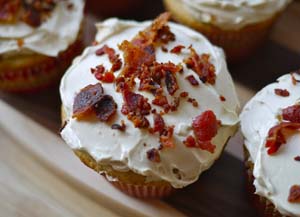 Maple-Bacon Cinnamon Cupcakes