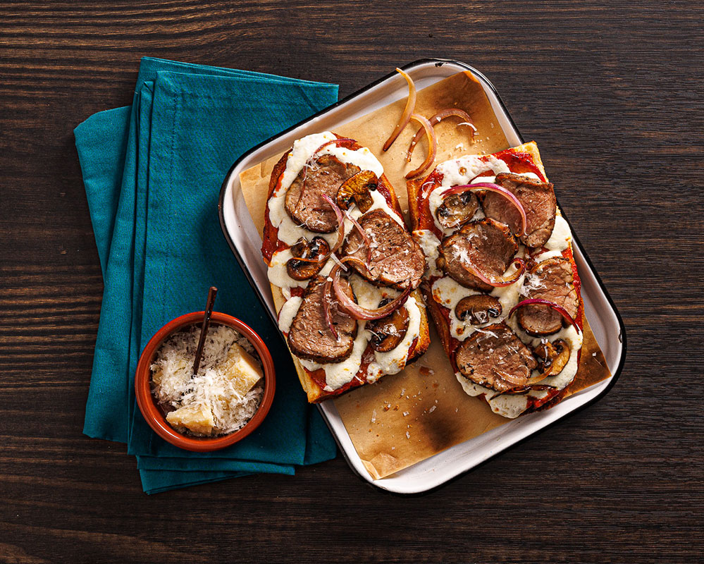 Garlic Bread Pork Pizza