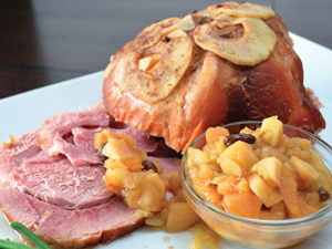 Slow Cooker Ham with Apple Sauce