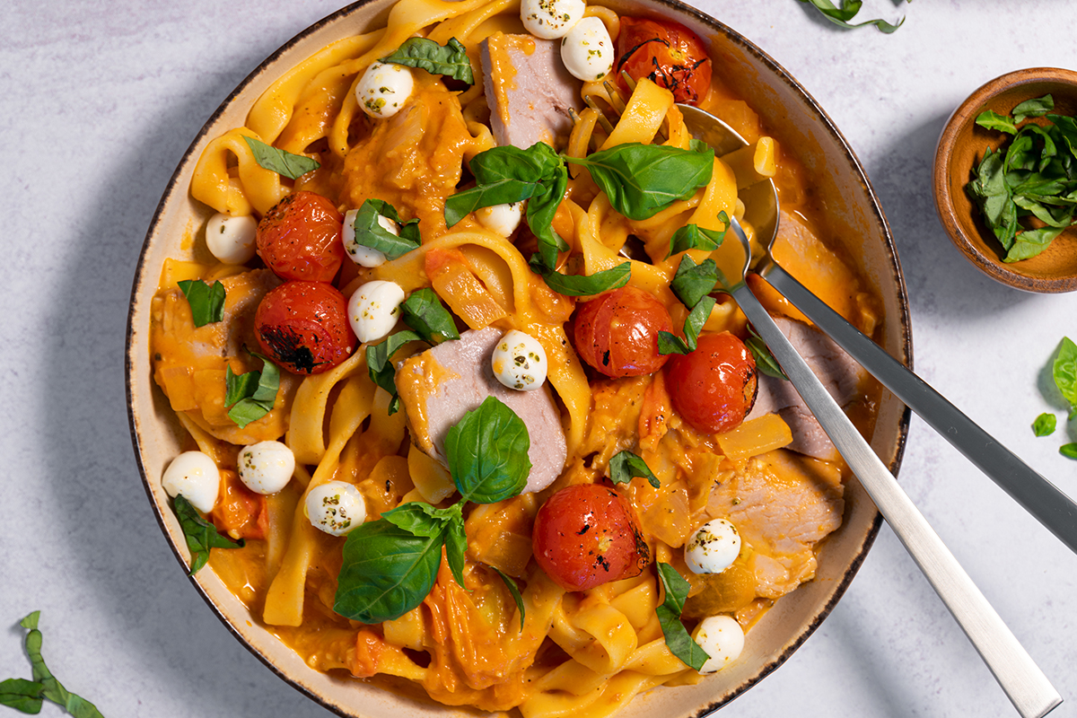 Margherita Pork Pasta with Fresh Cherry Tomato Sauce, Basil and Mozzarella